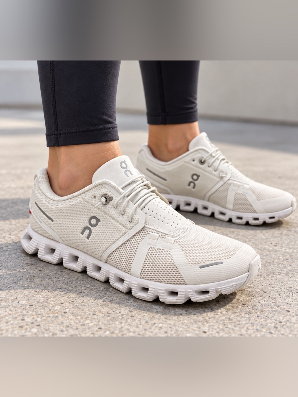On Cloud 5 Women’s Running Shoes Size 8 White Swiss Engineering Sneakers